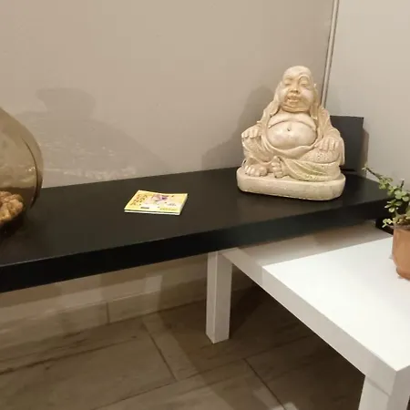 Exclusive House In The Center *